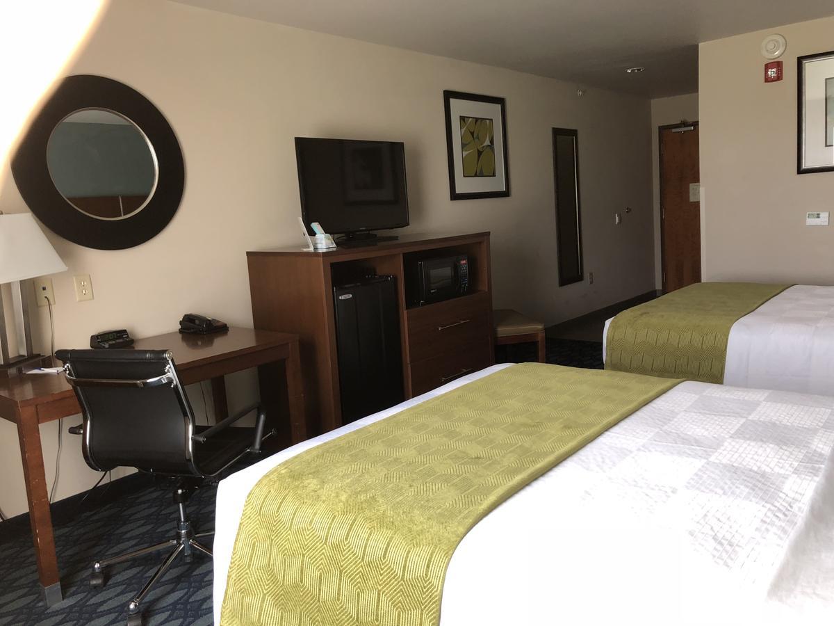 Countryview Inn & Suites Robinson Ngoại thất bức ảnh