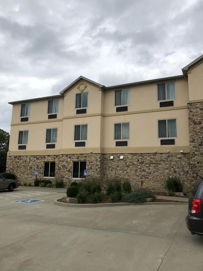 Countryview Inn & Suites Robinson Ngoại thất bức ảnh